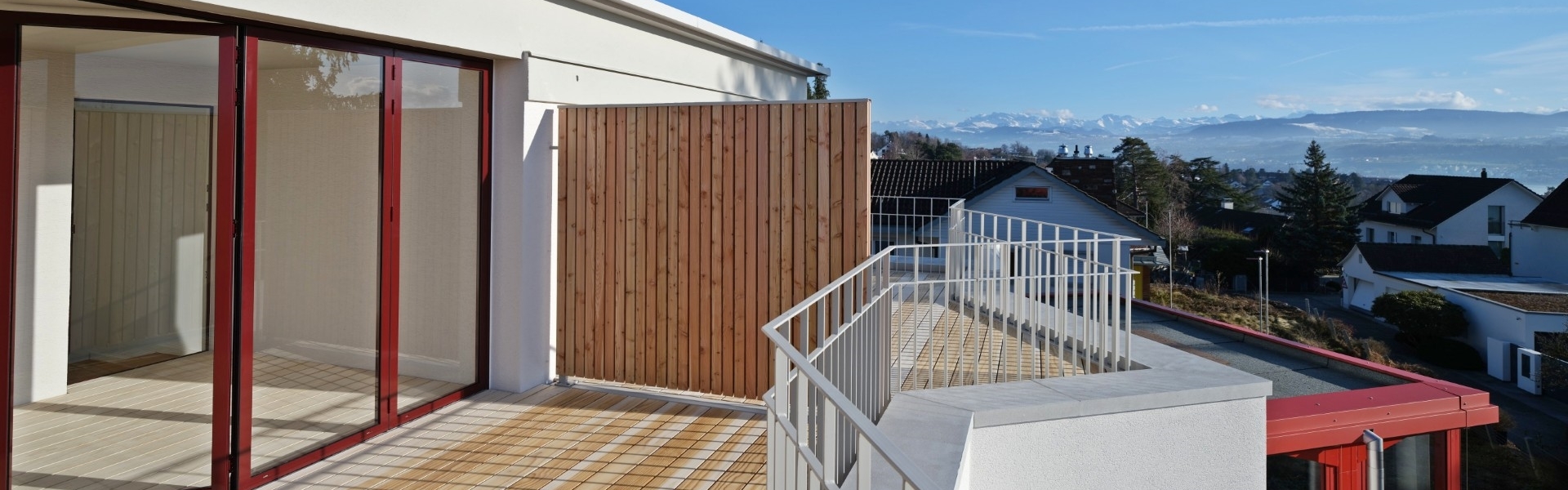 Townhouse Terrasse mit Alpen- und Seeblick